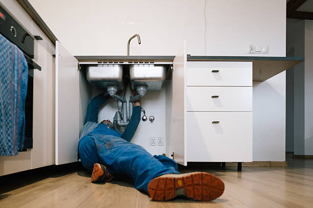 Professional Leak Detection technician working in Cape Elizabeth, ME